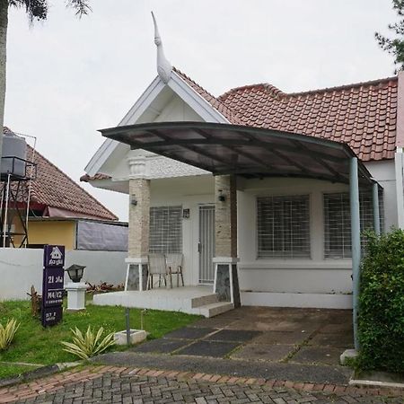 Diyar Villas Puncak M4/12 Eksteriør bilde